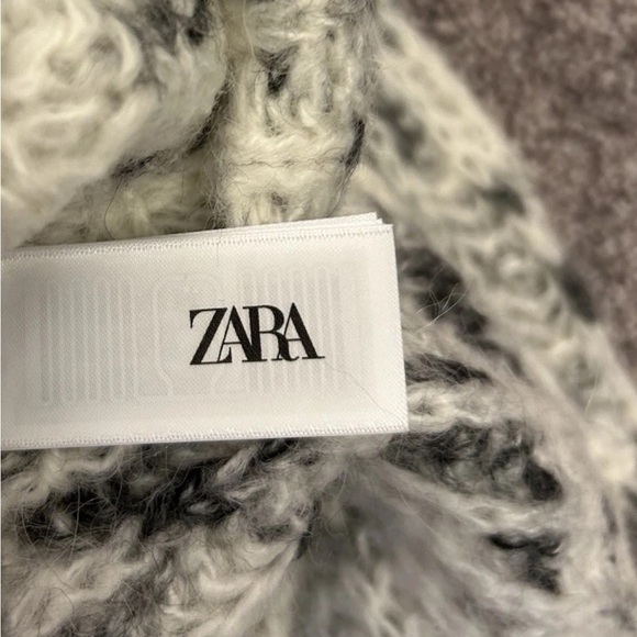 Zara Women's Patterned Knit Sleeveless Turtleneck Sweater Top Size S - NWT $45 - Picture 9 of 13